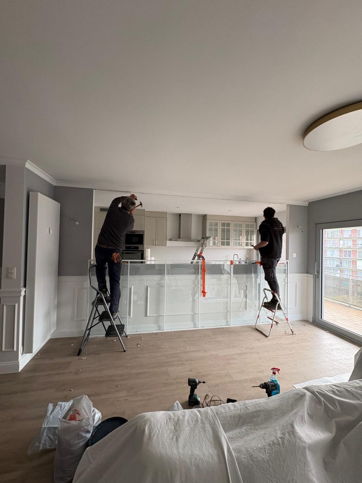 Vérrière blanche sur mesure - EFM Solutions
